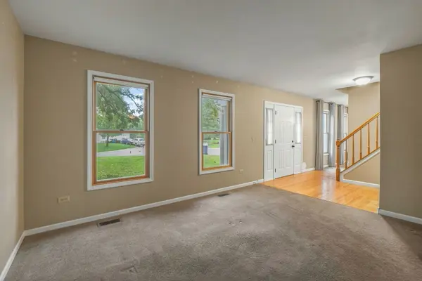 5481 PARKSIDE CT, Gurnee, IL 60031