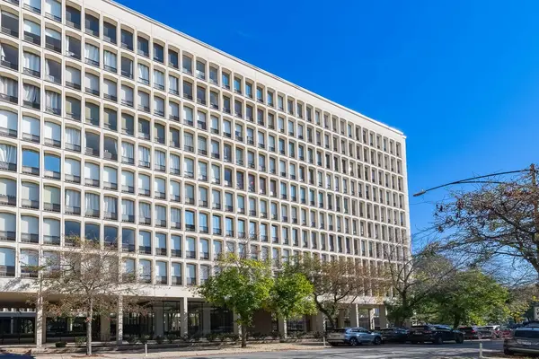 1450 E 55th ST #527S, Chicago, IL 60615