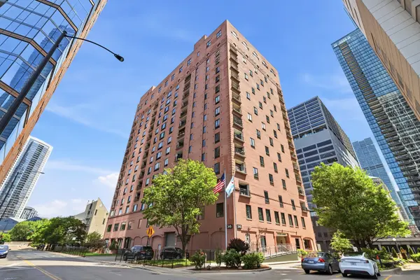 345 N Canal ST #1204, Chicago, IL 60606