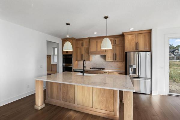 6870 Spruce LN, Corcoran, MN 55340