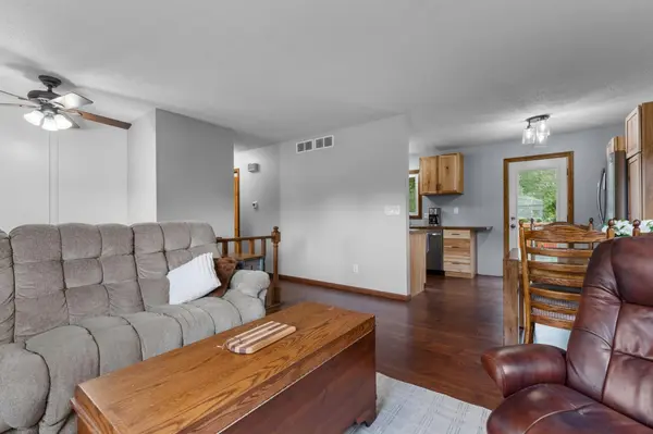 615 7th AVE NE, Stewartville, MN 55976