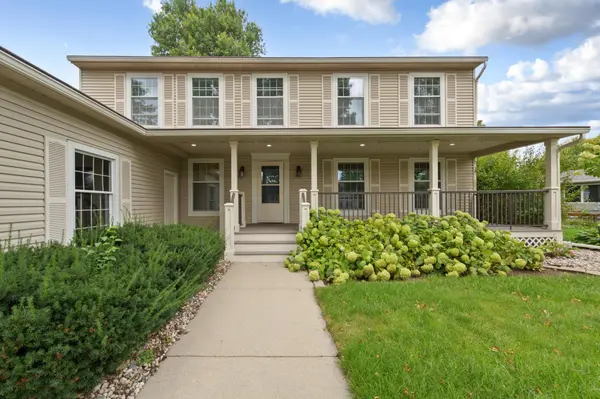 1029 Oak Terrace DR, North Mankato, MN 56003