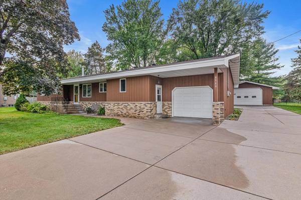8940 Xylite ST NE, Blaine, MN 55449