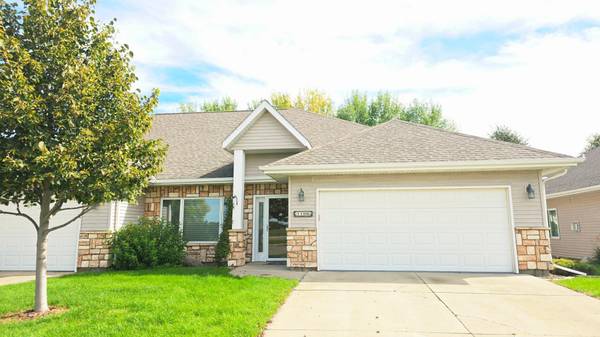 1106 Devito ST #6, Marshall, MN 56258