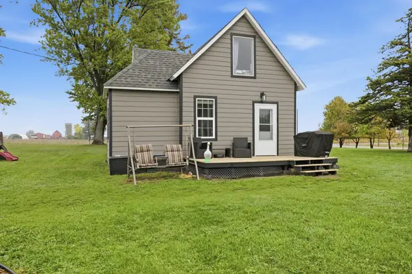 36858 Lily ST NW, Cambridge, MN 55008