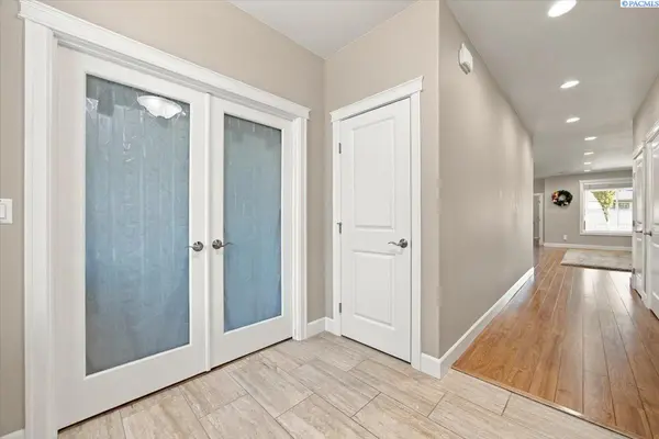 2472 Bramasole, Richland, WA 99354-5018