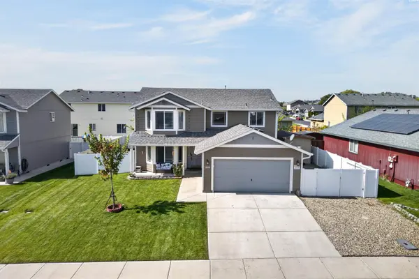 1605 S 14, Sunnyside, WA 98944