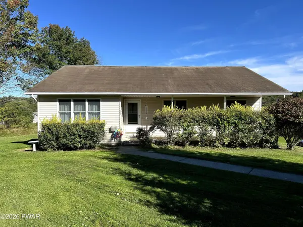 34 Edward RD, Beach Lake, PA 18405