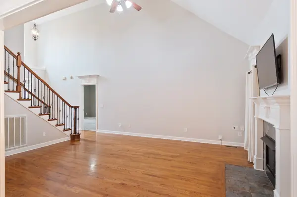 135 Ridgebend Dr, Murfreesboro, TN 37128