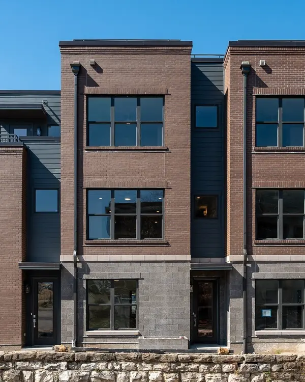 233 Cleveland St, Nashville, TN 37207