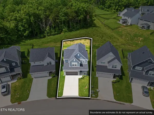 1640 Spring Berry Lane, Knoxville, TN 37924