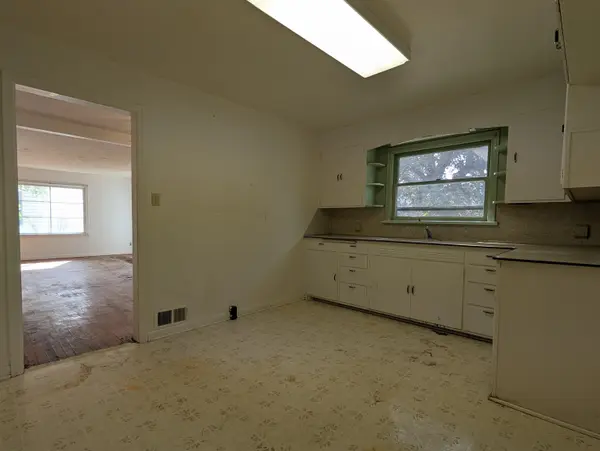 5106 N Monroe St, Spokane, WA 99205