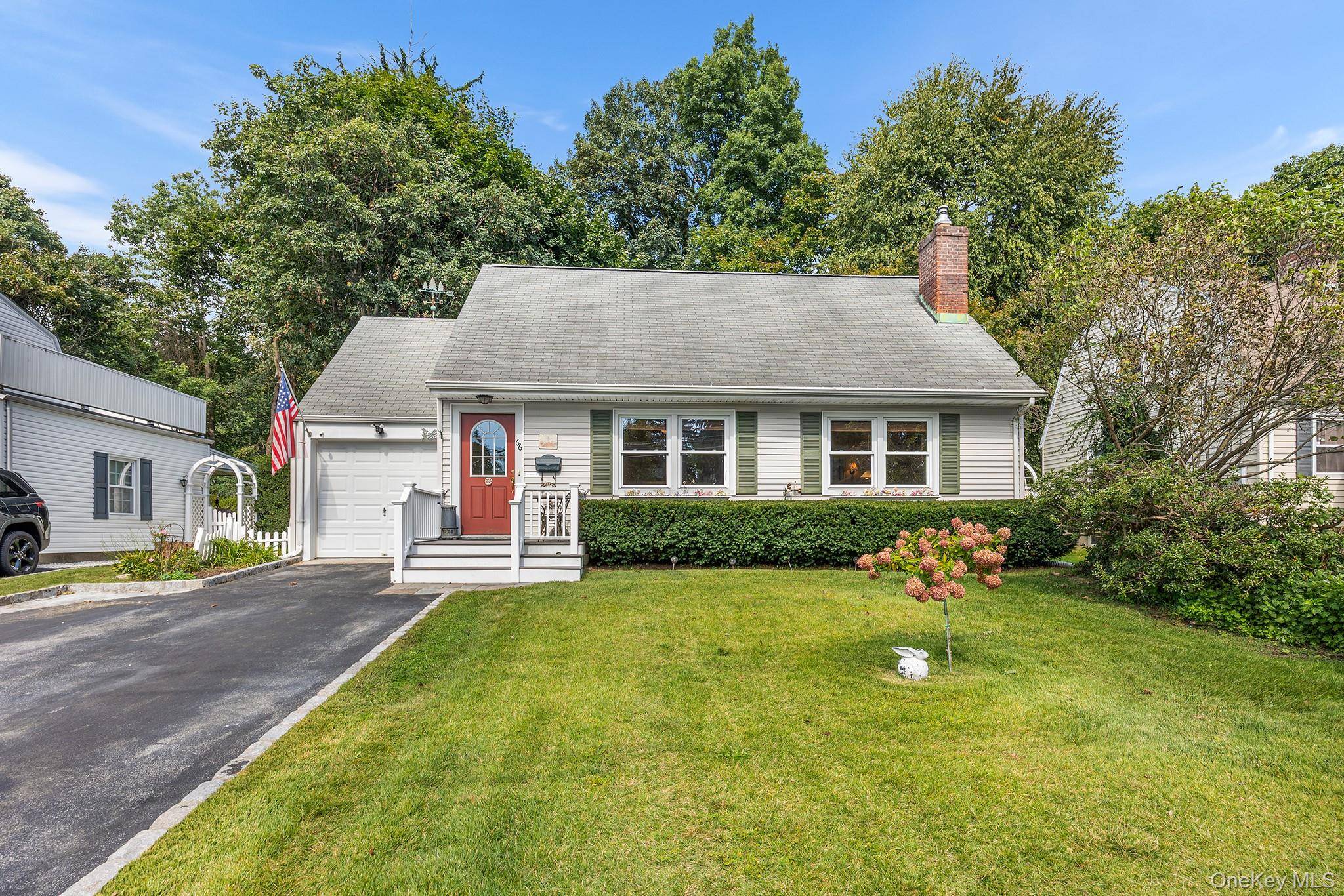 66 Randolph RD, White Plains, NY 10607