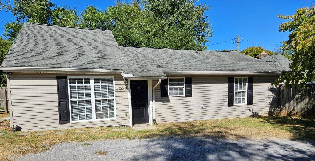 1023B N Spring St #B, Murfreesboro, TN 37130