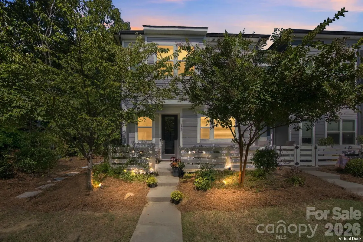 706 Redd ALY, Charlotte, NC 28217