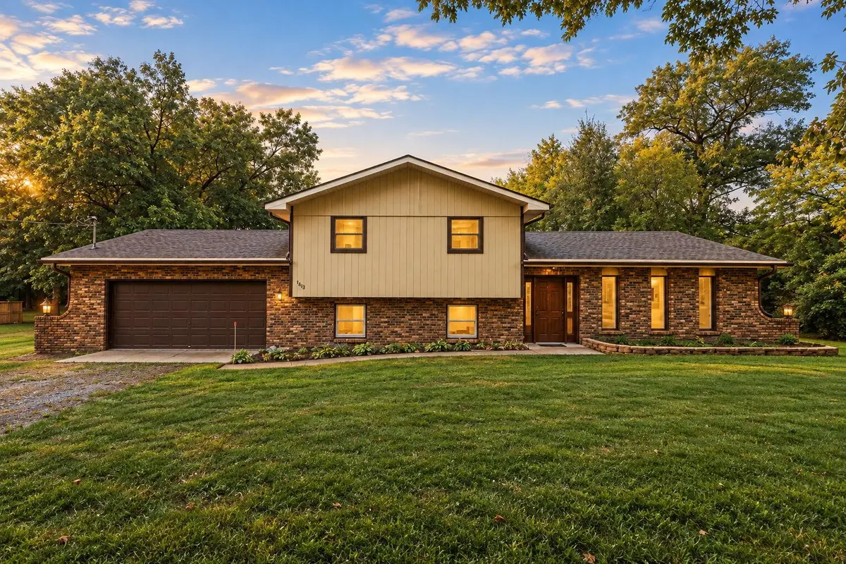 1413 W 985, Lake Village, IN 46349