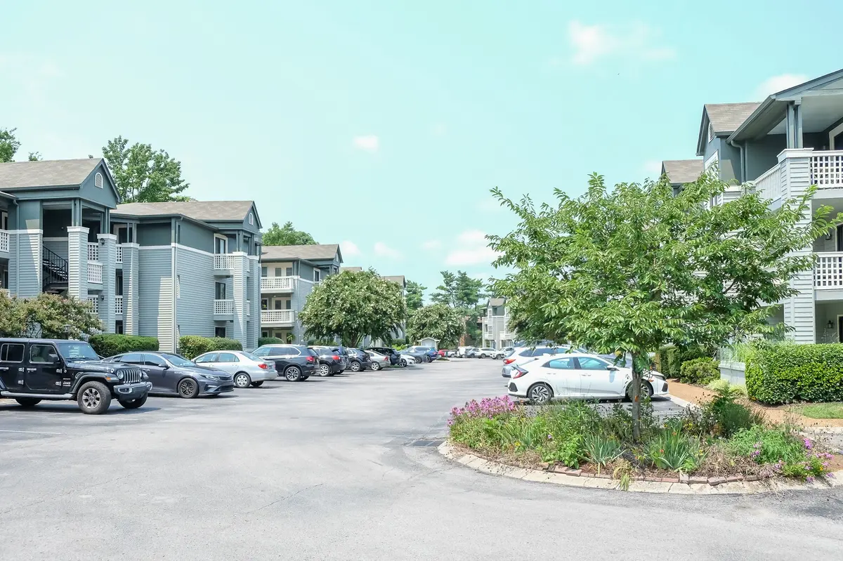 283 Hillsboro Pl #283, Nashville, TN 37215