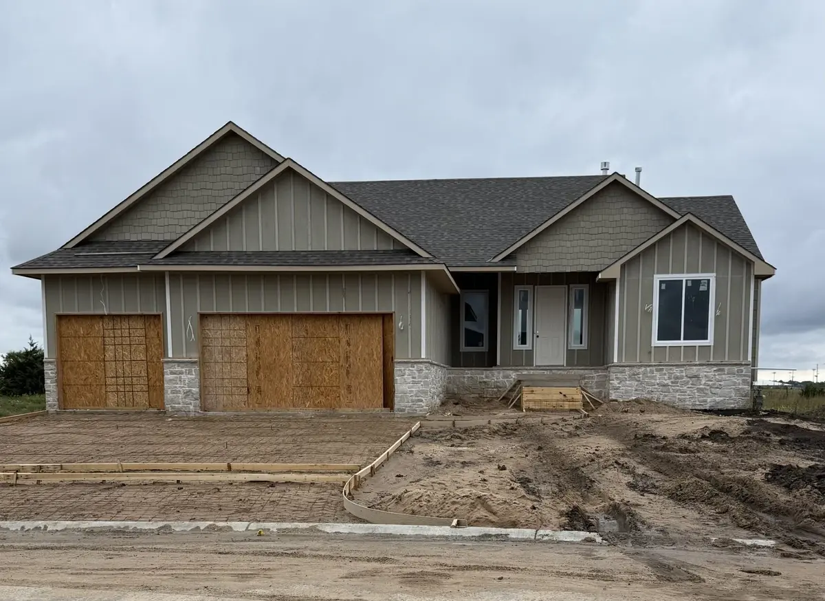 11601 E Winterberry St, Wichita, KS 67226