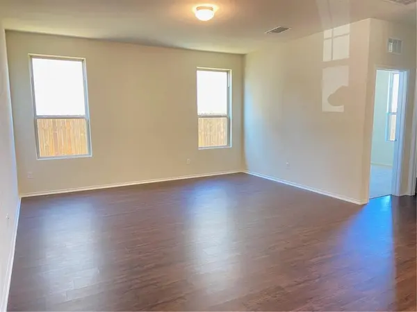 255 zuma DR, Liberty Hill, TX 78642