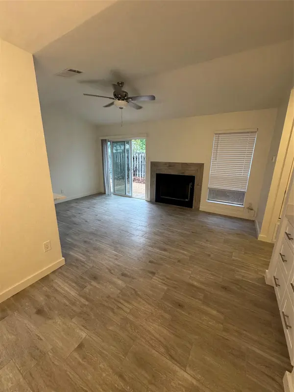 3617 Leafield DR #B, Austin, TX 78749