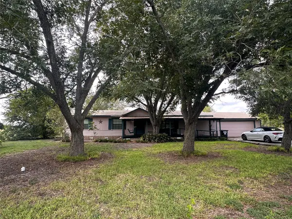 9732 FM 621, Staples, TX 78670