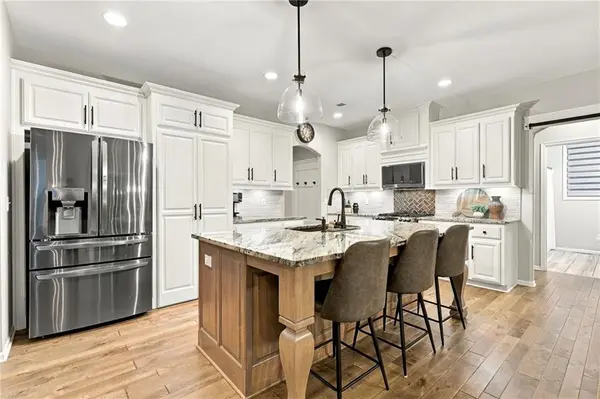 20909 W 189th ST, Spring Hill, KS 66083