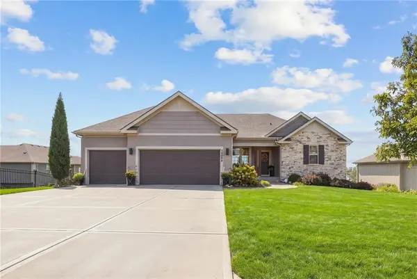 20909 W 189th ST, Spring Hill, KS 66083