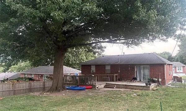 16904 E 35th TER #S, Independence, MO 64055