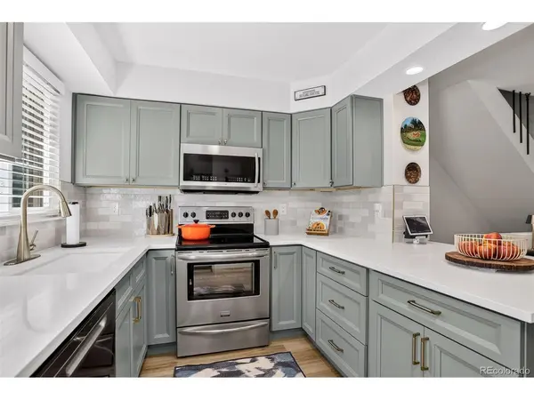 11986 E Kepner, Aurora, CO 80012