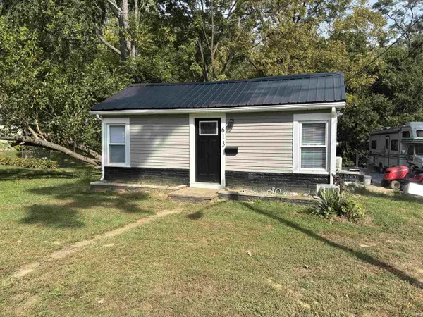 613 Short Center ST, Rockport, IN 47635