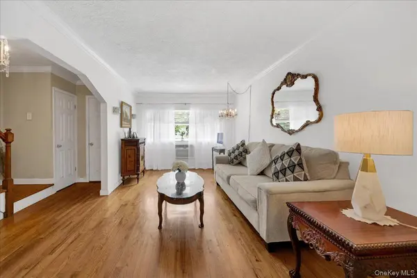 2521 Hollers AVE, Bronx, NY 10475
