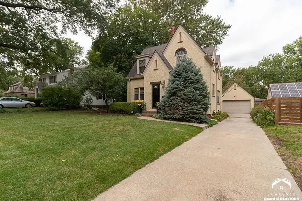 2209 Vermont ST, Lawrence, KS 66046