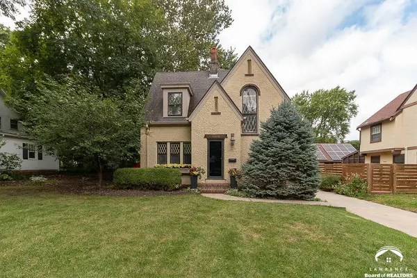 2209 Vermont ST, Lawrence, KS 66046