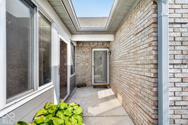 5771 Quail Crossing DR, Indianapolis, IN 46237