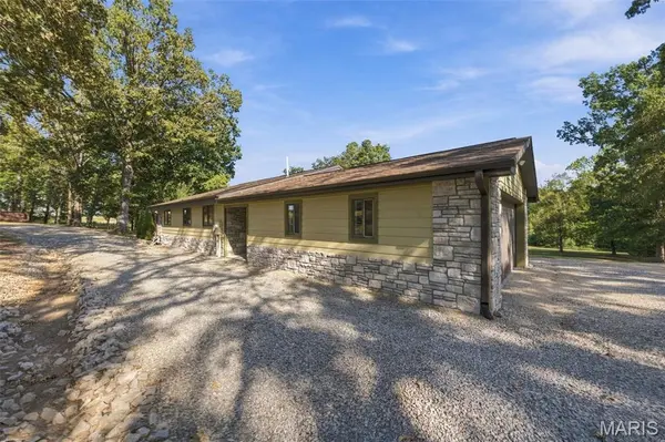 266 Timberlake TRL, Poplar Bluff, MO 63901