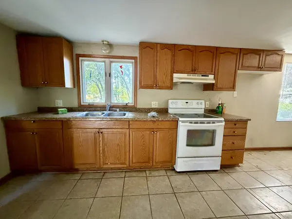 9728 Smythe AVE, Machesney Park, IL 61115