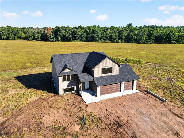 12052 Olson RD, Sunrise Twp, MN 55032