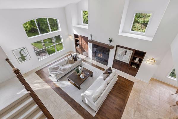 6484 Ivy WAY, Edina, MN 55436