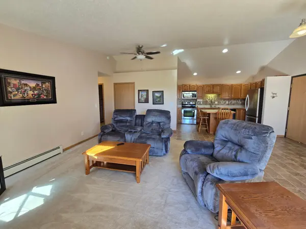 405 Clausen AVE SW #5, Bemidji, MN 56601