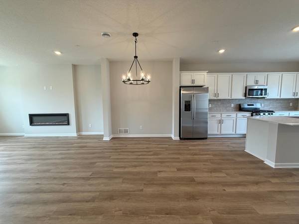 13624 Willow DR, Rogers, MN 55374
