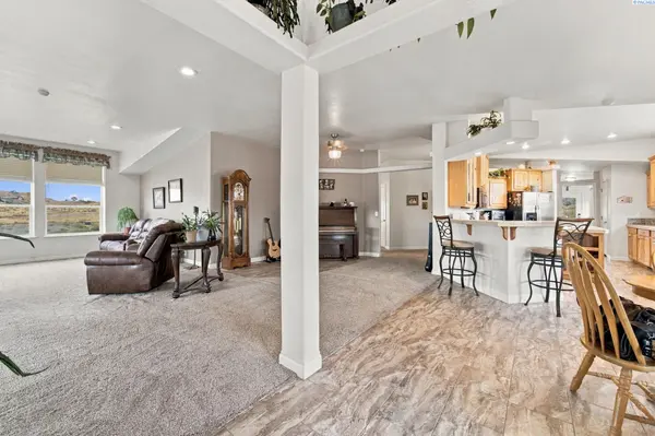 11708 E Ruppert Rd, Benton City, WA 99320
