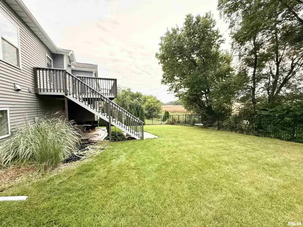 7007 W Water Oak DR, Edwards, IL 61528