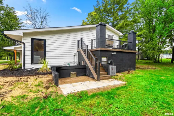 10030 N GARDEN LN, Peoria, IL 61615