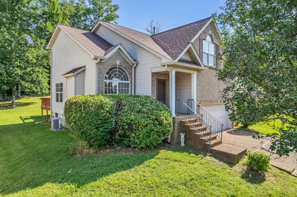3704 Portsmouth Ct, Old Hickory, TN 37138