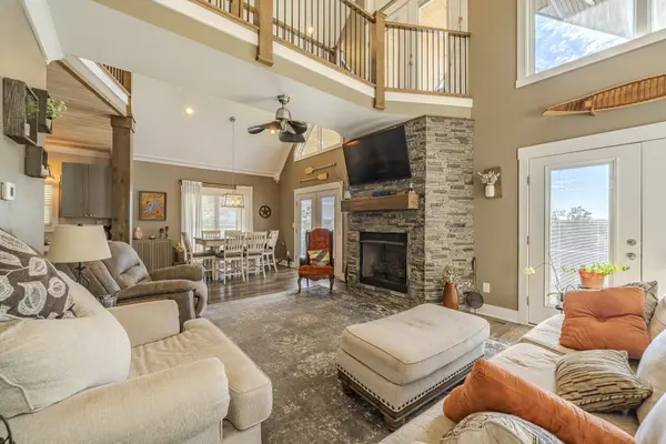 121 Persimmon Ln, Lexington, TN 38351