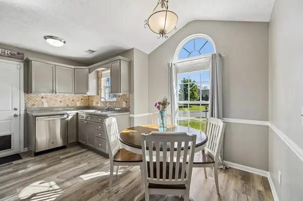 813 Magnolia Blvd, White House, TN 37188