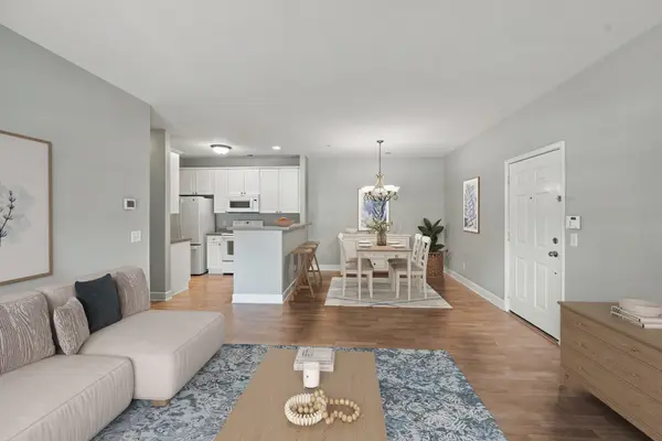 7007 Lenox Village Dr #D-5, Nashville, TN 37211