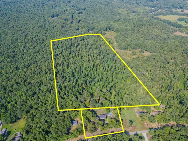 1219 Woodland Dr, New Johnsonville, TN 37134