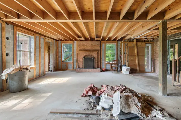 231 Old Dandridge Pike, Strawberry Plains, TN 37871