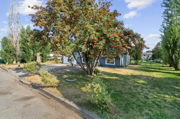 20710 E Gilbert Ave, Otis Orchards, WA 99027